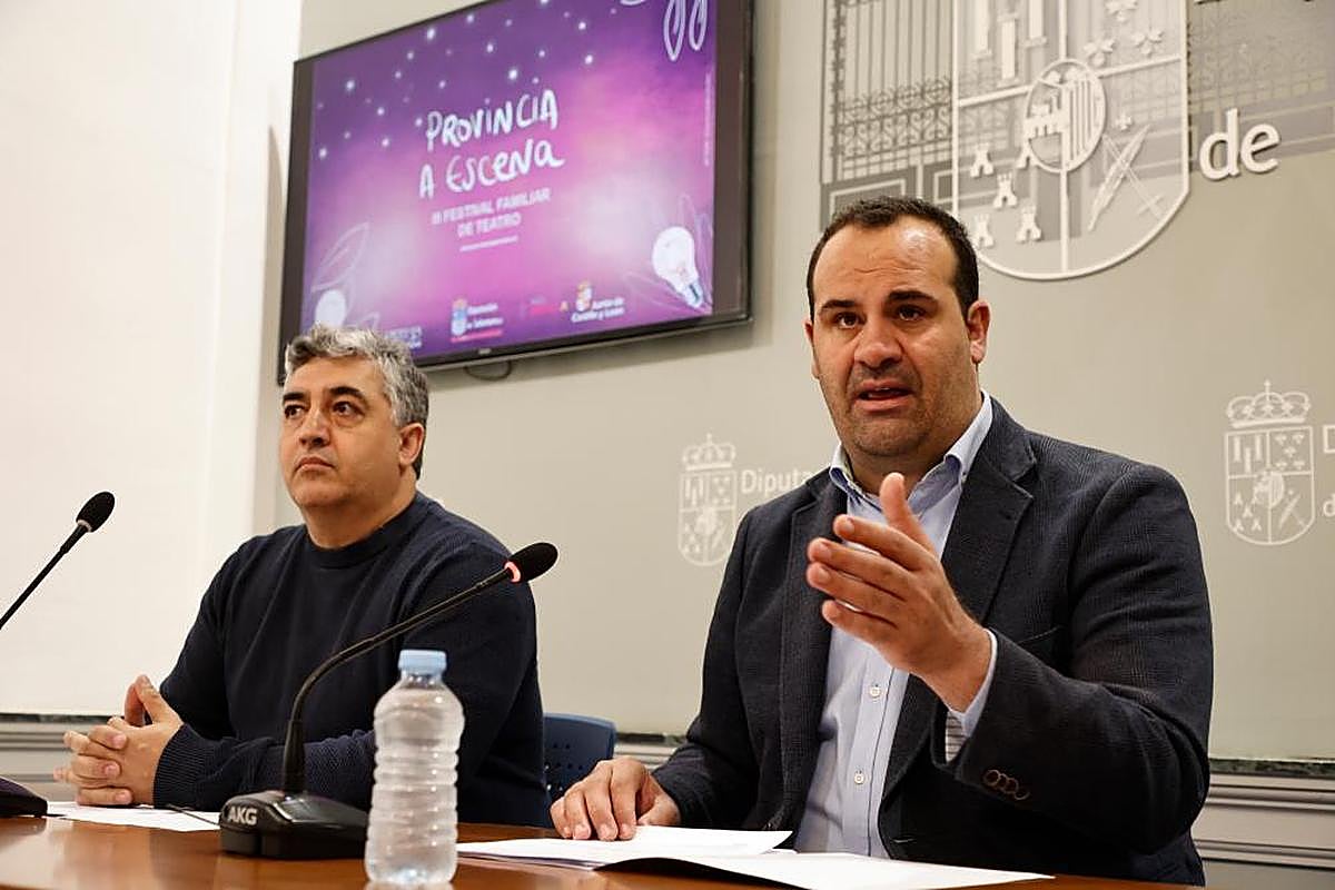 Manuel González y David Mingo durante la presentación del III Festival Familiar de Teatro “Provincia a Escena”