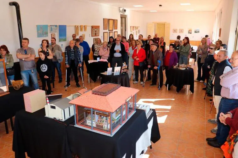 El municipio salmantino que ha reunido el arte de veinte de sus vecinos
