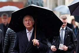 El rey Carlos III de Reino Unido, durante una visita a Hamburgo