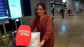 Raquel Bollo en el aeropuerto.
