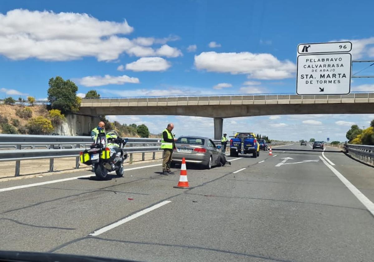 Una mujer herida tras un accidente en la A-50