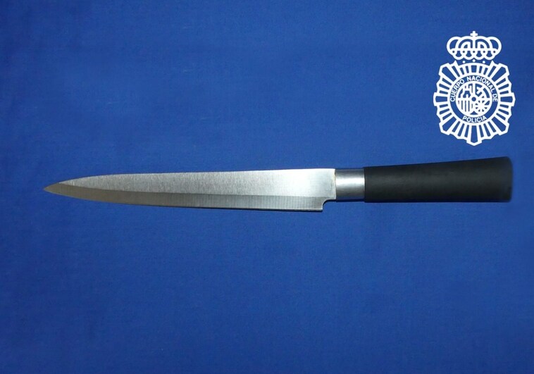Fotografía del cuchillo de cocina que usó el agresor.