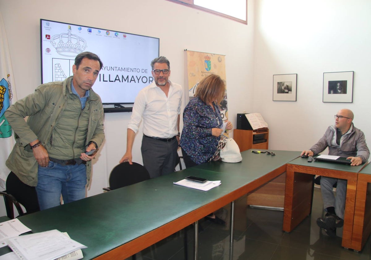 Salvador Ruano, Ángel Peralvo, Begoña Martín y Daniel Velasco, en la comparecencia