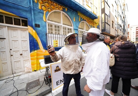 Reivindicación en el Día de las Abejas: «Hay que defender la apicultura frente al fascismo medioambiental»