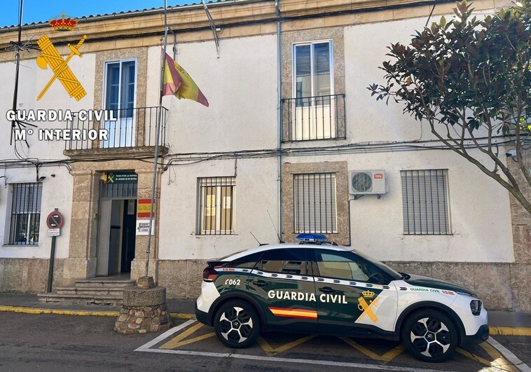 Detenidos tras robar más de 200 boletos de lotería en gasolineras de Salamanca distrayendo a los empleados
