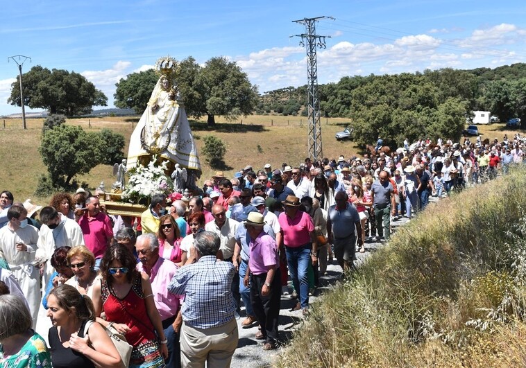 La procesión de la Virgen de Valdejimena reúne cada año a miles de personas.