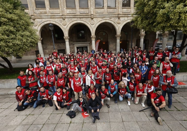Gran ambiente en el comienzo de la XII edición del Maratón Fotográfico de LA GACETA