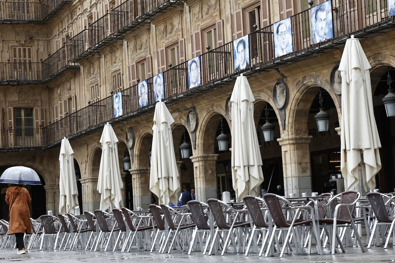 El “espíritu de Mogarraz” ya homenajea a Lorca en la Plaza Mayor