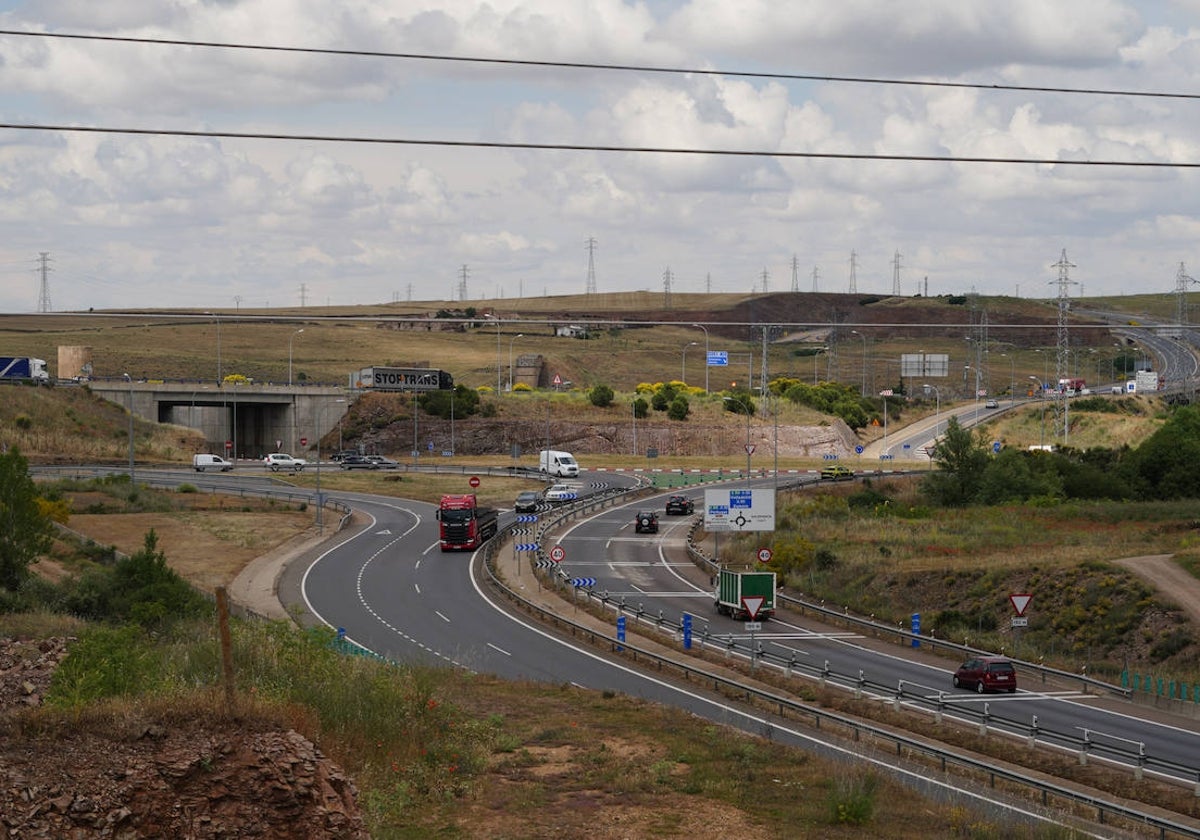 La glorieta de Buenos Aires, donde se construirán los ramales para conectar A-66 y A-62.