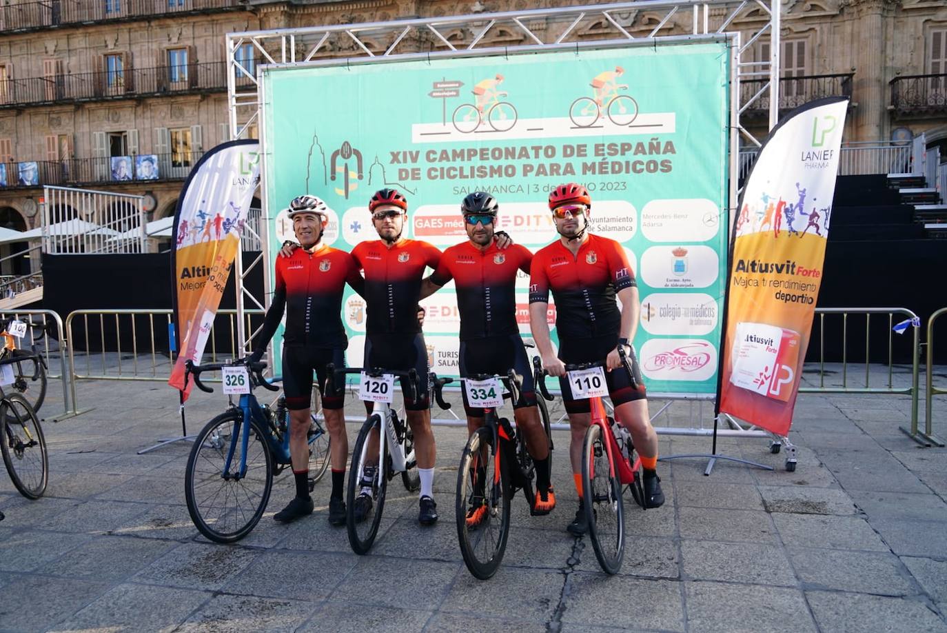 Médicos de toda España participan en un campeonato de ciclismo en Salamanca