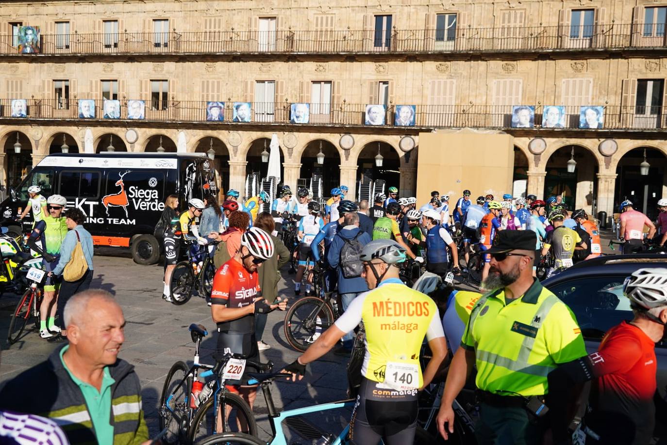 Médicos de toda España participan en un campeonato de ciclismo en Salamanca