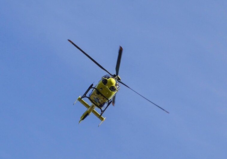 Evacuado en helicóptero a Salamanca tras caer de su moto en El Barraco