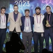 Representantes de Arsoft recogen el galardón de los prestigiosos Auggie Awards