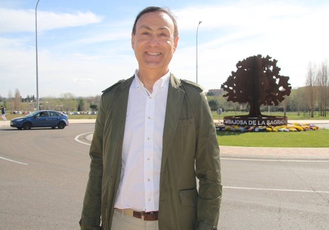 El alcalde de Carbajosa, Pedro Samuel Martín.