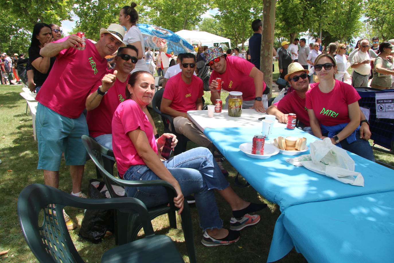 Cabrerizos triunfa con su paella de 5.000 raciones