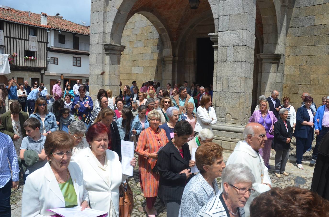 La Alberca se viste de gala en la procesión del Corpus