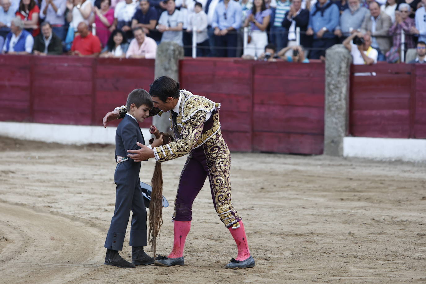 Una tarde para recordar: las mejores imágenes del adiós de López Chaves en Ledesma