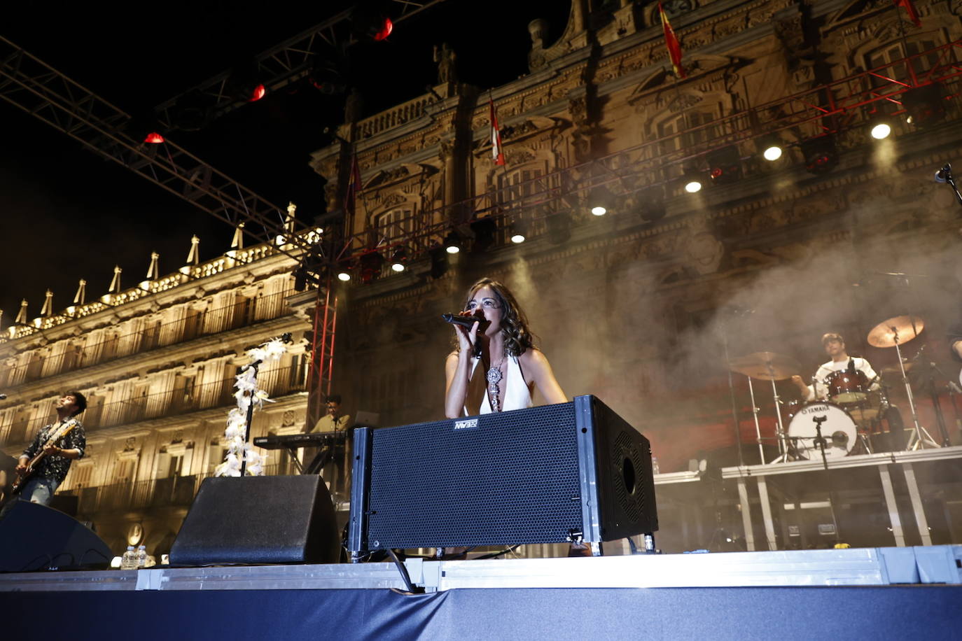 La sensibilidad de Sofía Ellar inunda la Plaza Mayor