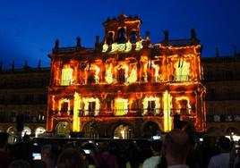 Un espectacular videomapping en la Plaza Mayor pone el broche final al FACYL