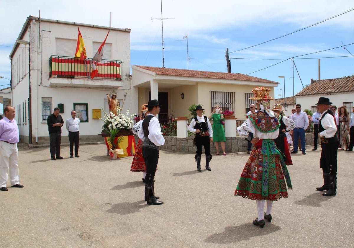 Bailes charros durante la celebración de la procesión de San Juan Bautista en 2022.