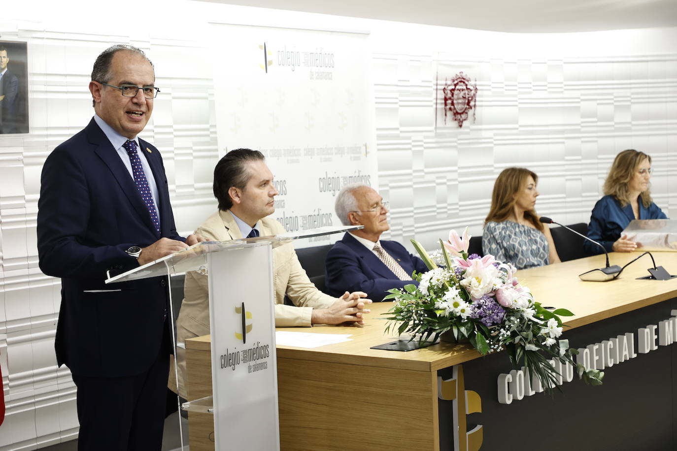 Así ha sido el homenaje a los facultativos jubilados este año en el Colegio de Médicos