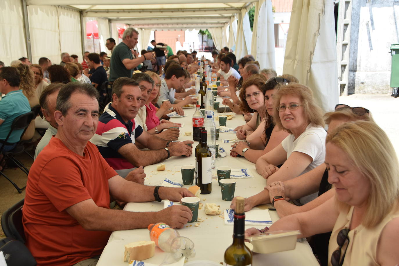 Paella ‘sanjuanera’ para dar inicio a las fiestas en Calzada de Don Diego