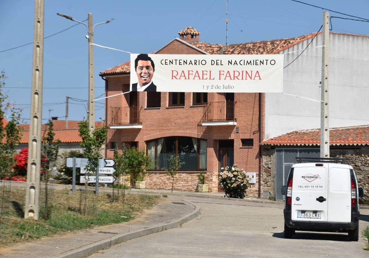 Primeros preparativos para el homenaje del día 1 de julio