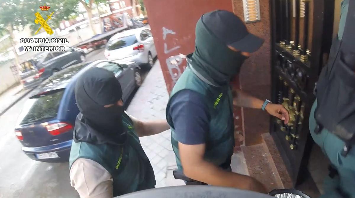 Así ha desmantelado la Guardia Civil la organización criminal que desvalijó un club salmantino