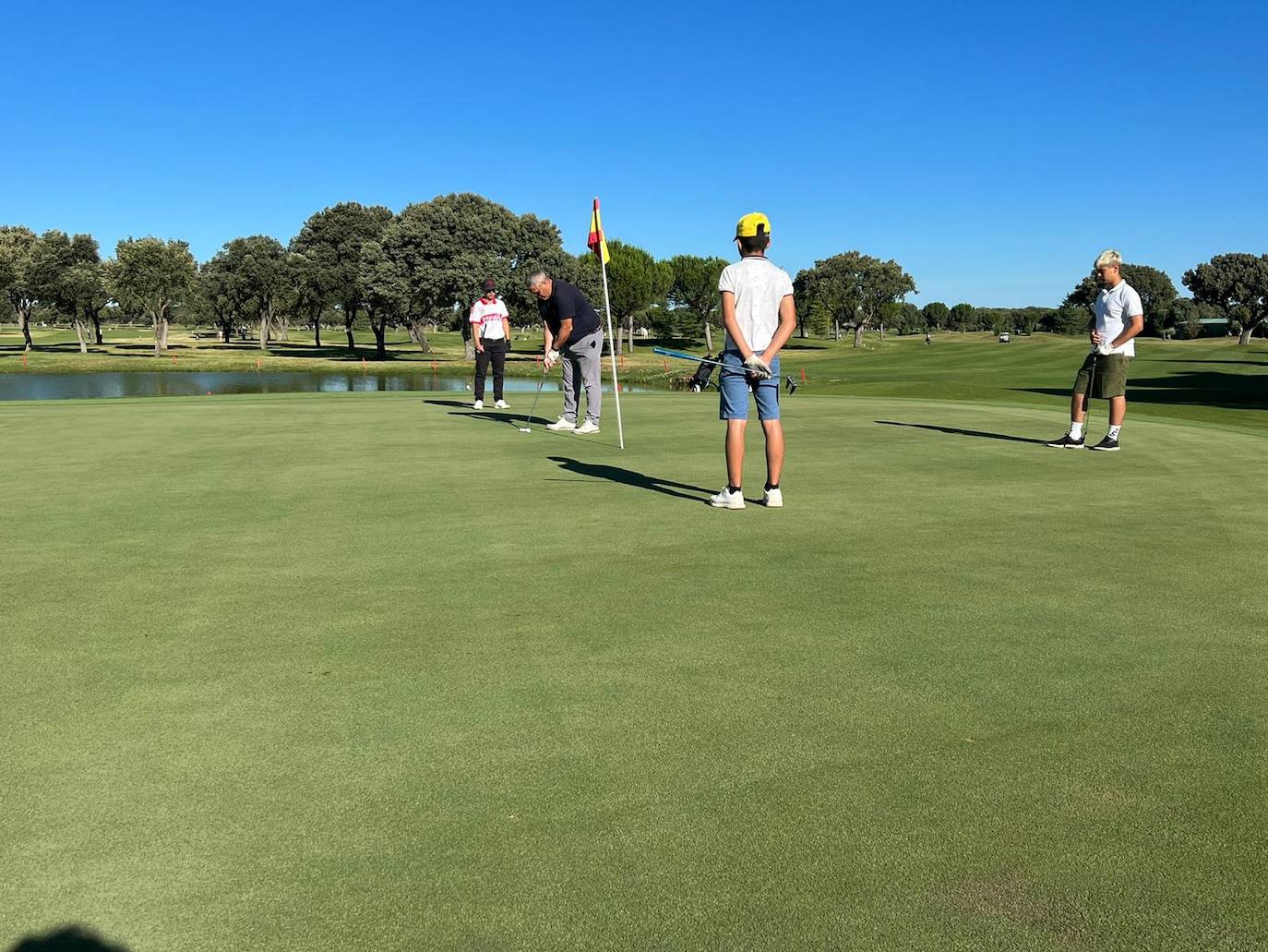 La Valmuza celebra su torneo de Parejas por todo lo alto