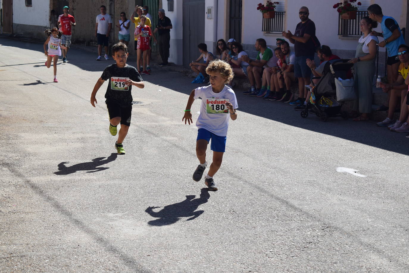 Las mejores fotos de la &#039;VI Carrera Solidaria Un Nuevo Impulso de Coca de Alba&#039;