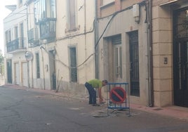 Los operarios municipales retiraron los materiales del derrumbe para evitar más accidentes.