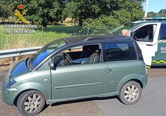 Coche del kamikace compartida por la Guardia Civil