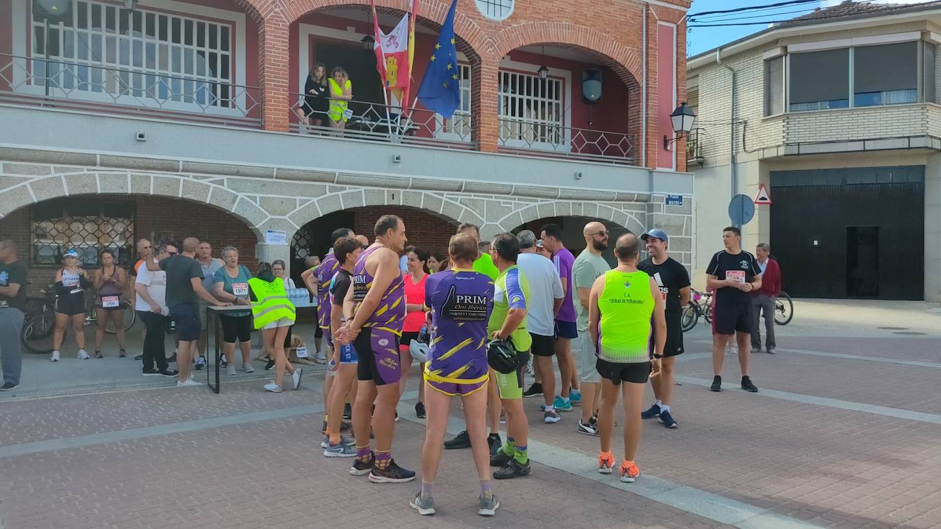 Pasos solidarios en Santiago de la Puebla