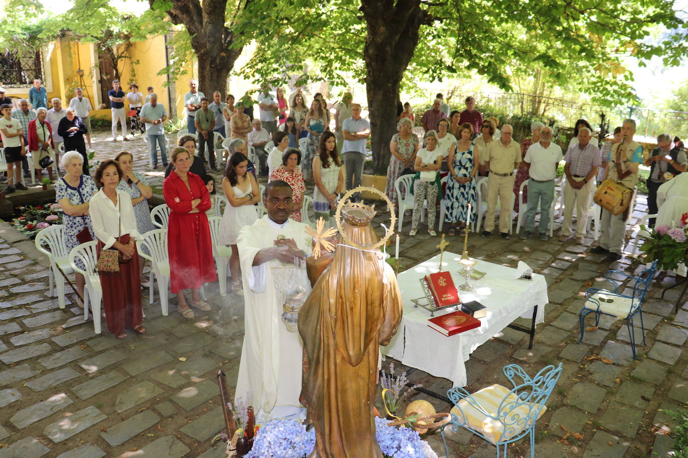 La Virgen peregrina y marinera que cruza la Vía de la Plata