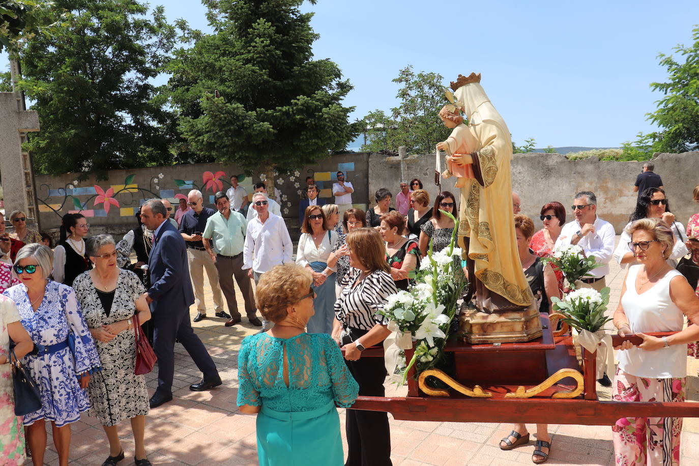 Campillo de Salvatierra despide sus fiestas con el día grande de la patrona