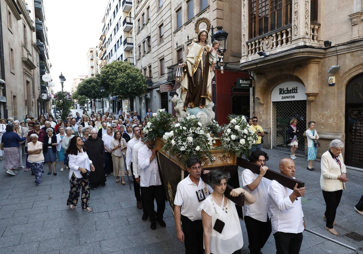 Veinte años de la Virgen del Carmen a la aurora