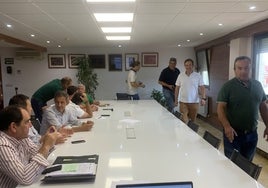 Almacenistas y agricultores en la mesa de cereal de Salamanca.