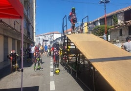 Imagen de las pruebas de alpino celebradas en agosto de 2022 en la calle Ronda de Viriato de Béjar.