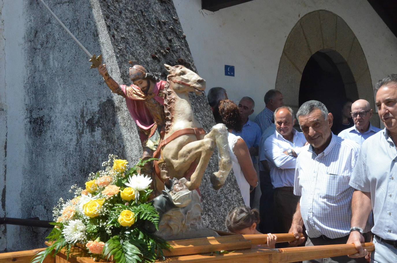 Culminan las fiestas de Rinconada de la Sierra con la procesión de Santiago Apóstol