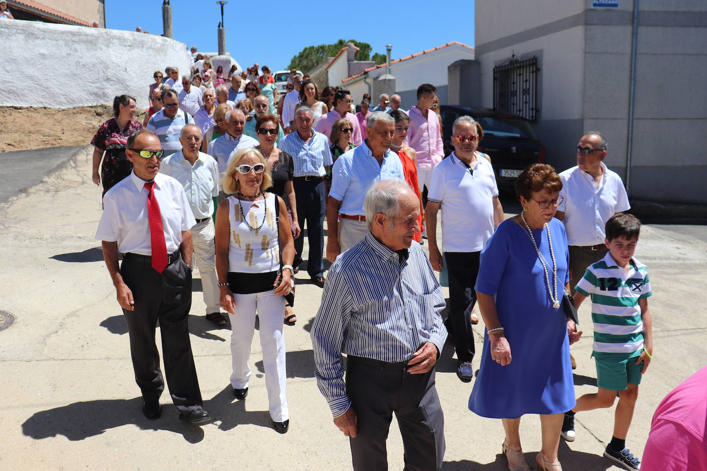 Frades de la Sierra celebra el día de su patrón con una animada jornada festiva