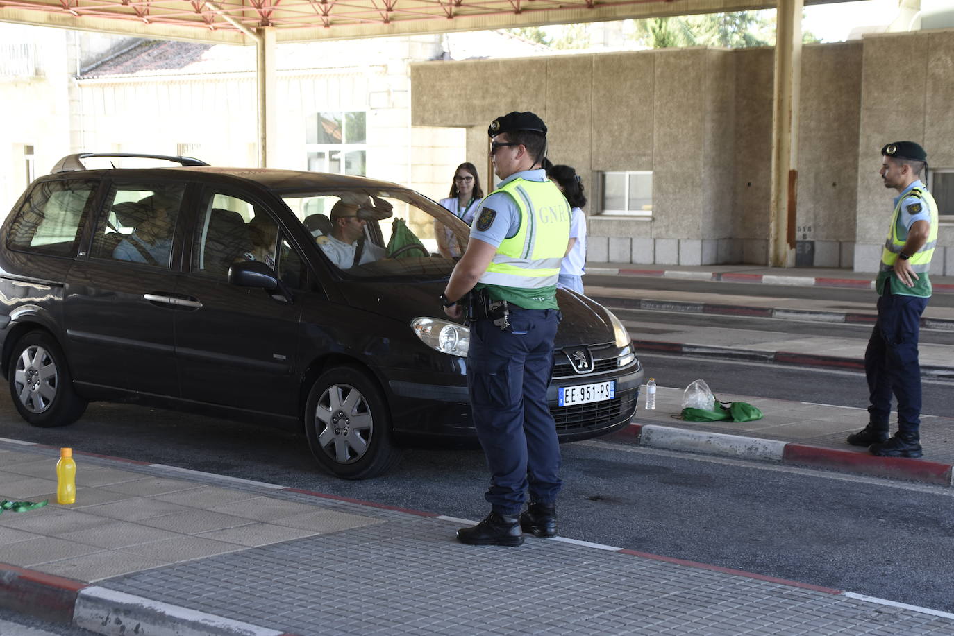 Escaso tráfico y controles relajados en la frontera a solo dos días de la JMJ