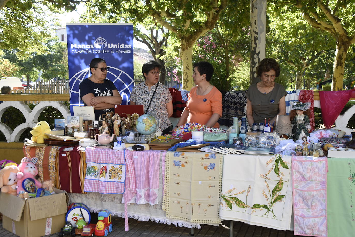 Ciudad Rodrigo reivindica su esencia comercial en el Martes Chico