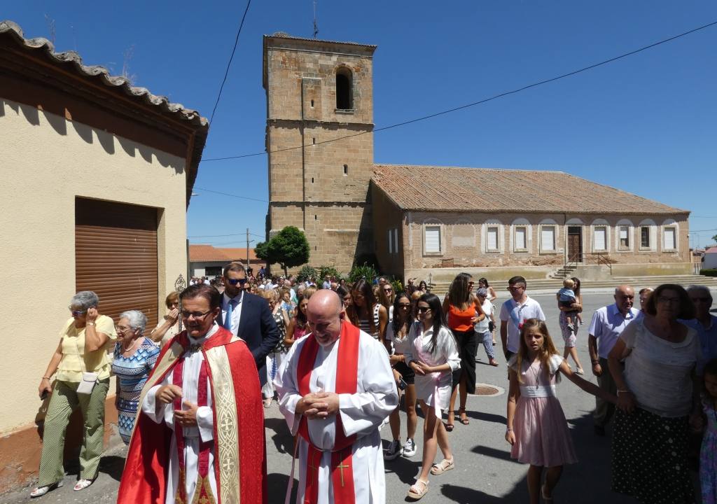 Jotas y vivas a San Pedro ad Víncula como colofón de las fiestas de Villar