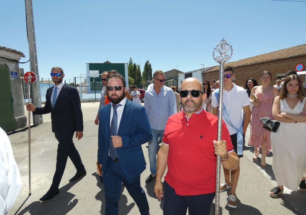 Jotas y vivas a San Pedro ad Víncula como colofón de las fiestas de Villar