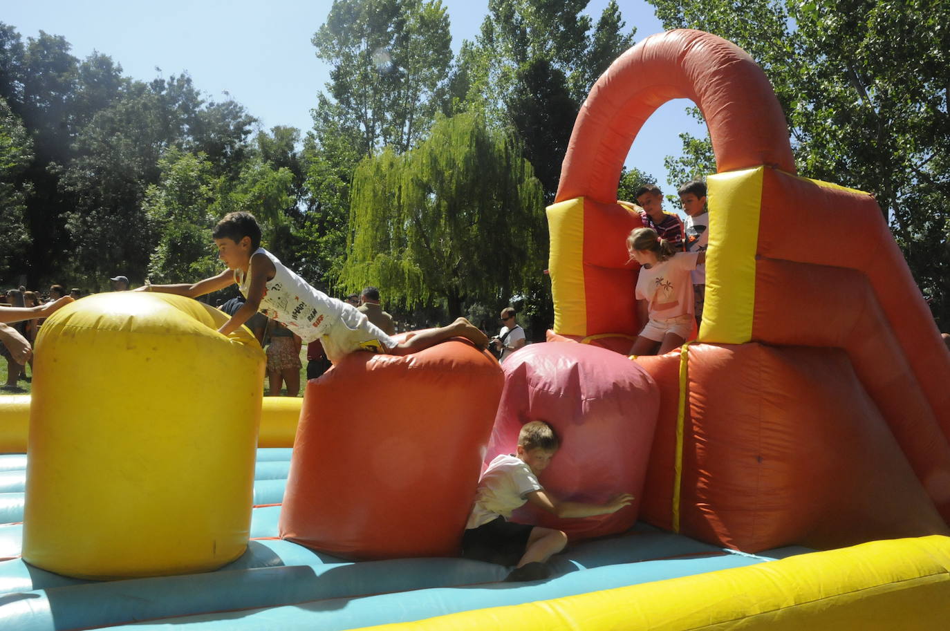 Multitudinario Día del Niño en Ciudad Rodrigo