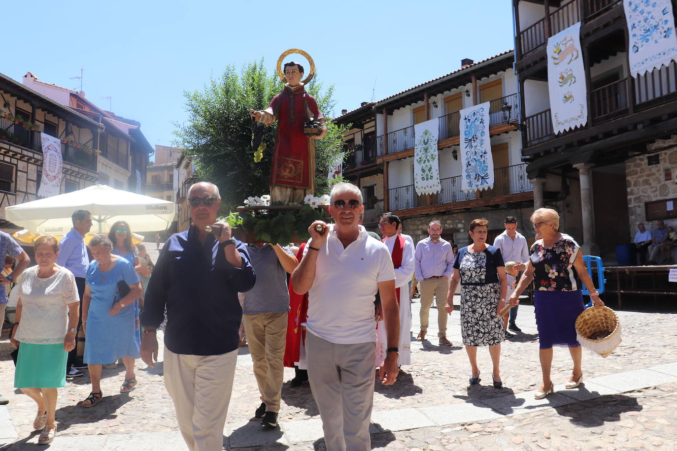 Día de fiesta en San Esteban de la Sierra