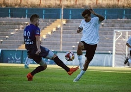 Álex Caramelo durante el primer choque de pretemporada disputado en Móstoles.