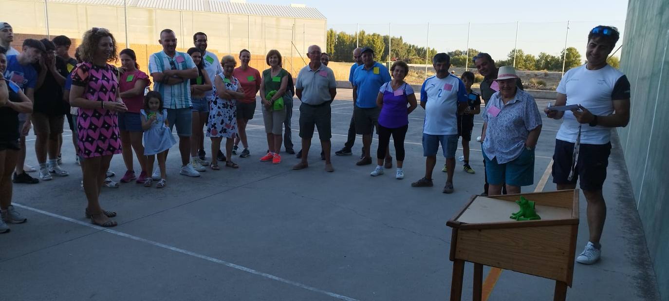 Chicos y mayores lo pasan en grande en la semana cultural de Coca de Alba