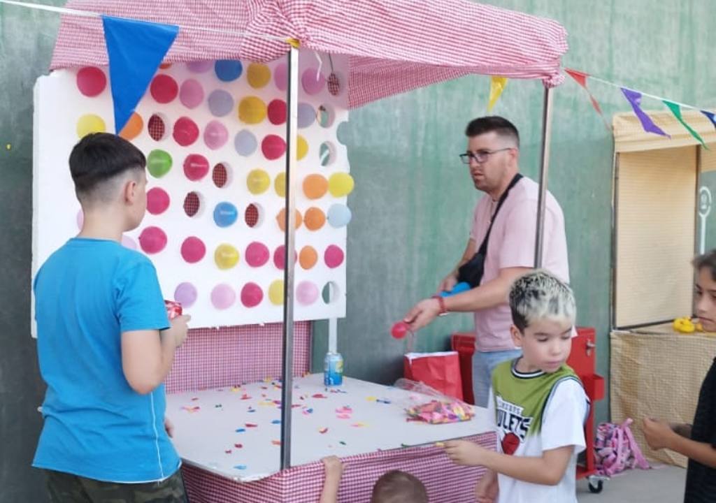 Chicos y mayores lo pasan en grande en la semana cultural de Coca de Alba