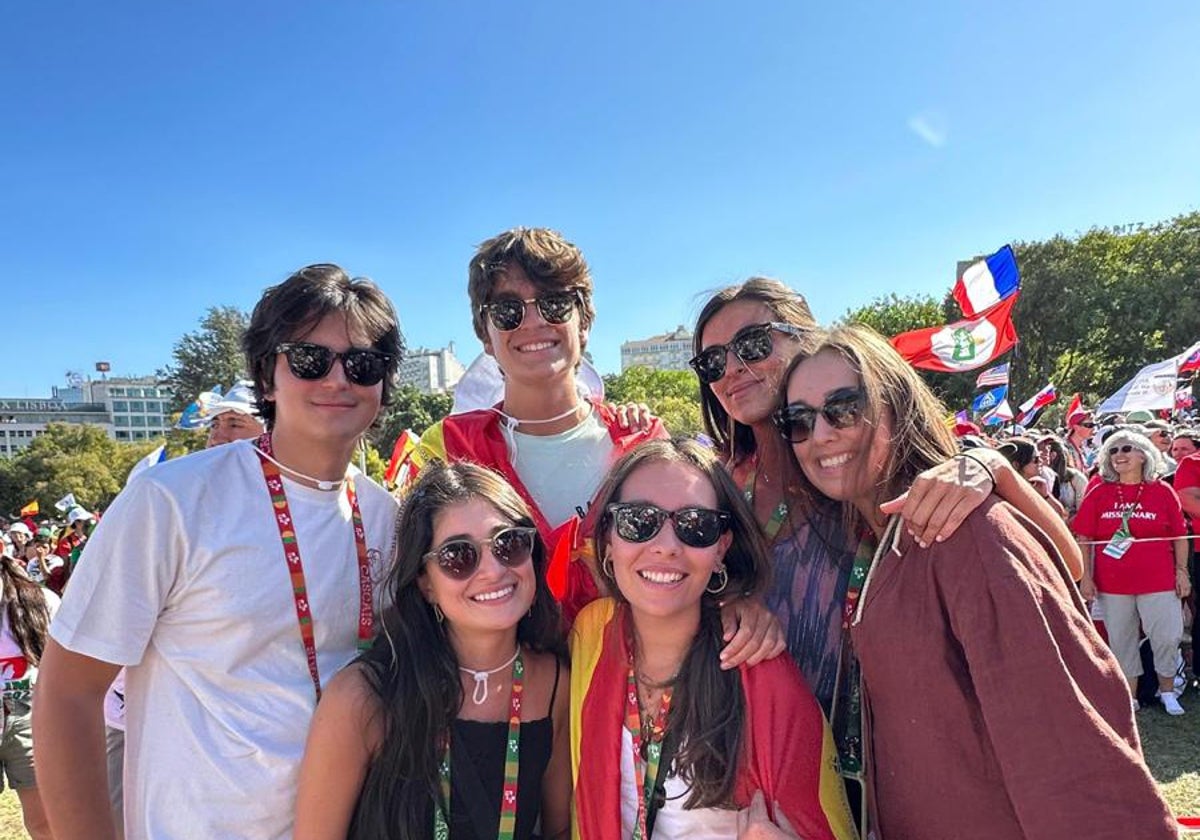 Jóvenes salmantinos en Lisboa participando en la Jornada Mundial de la Juventud